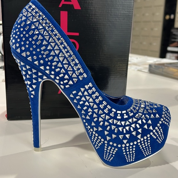 Alba blue mirrored stiletto heel size 8.5 NIB - Picture 4 of 7